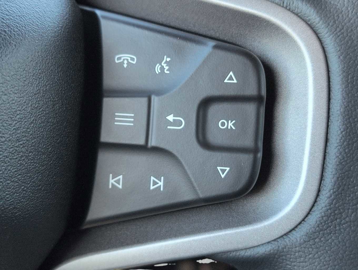 New 2025 Ford Bronco Badlands image 23