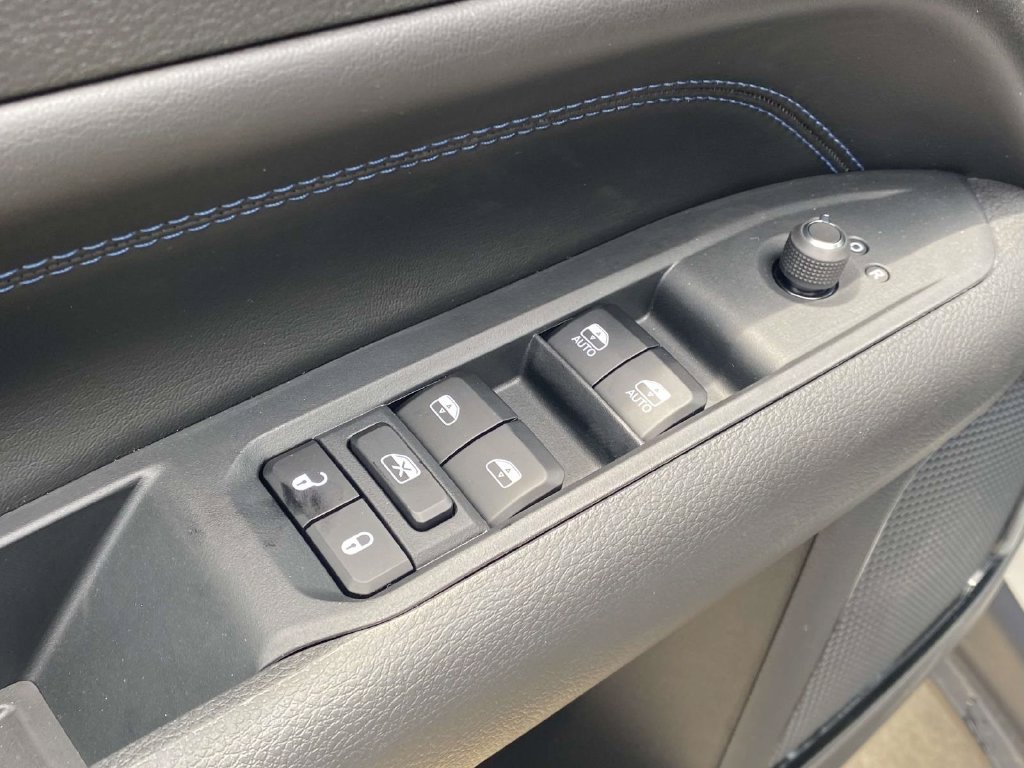 New 2026 Jeep Compass Latitude AWD/4WD image 43