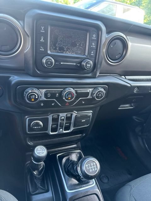 Used 2018 Jeep Wrangler Unlimited Sport S AWD/4WD image 28