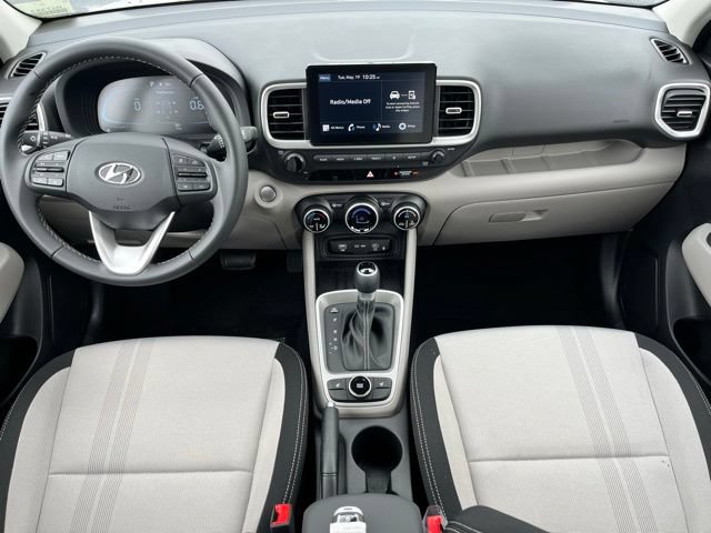 New 2026 Hyundai Venue SEL FWD image 9