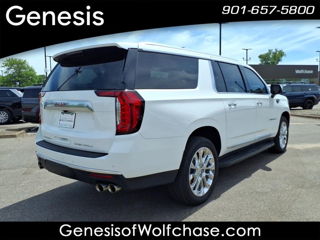 Used 2022 GMC Yukon XL Denali AWD/4WD image 5