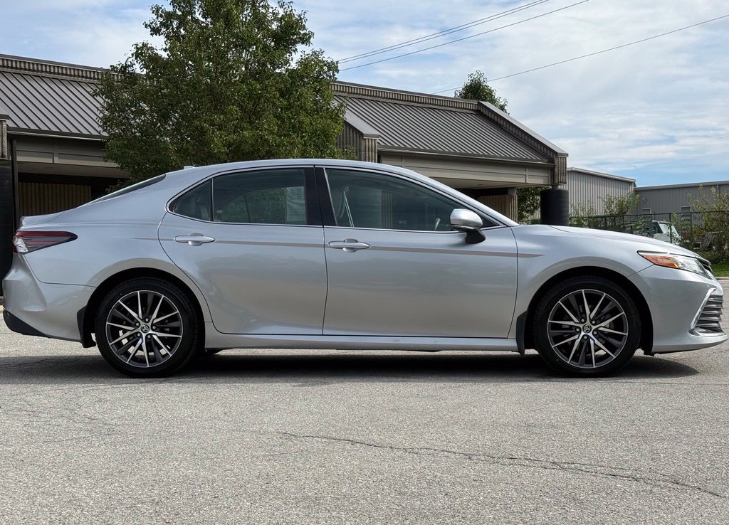 Used 2023 Toyota Camry XLE FWD image 6