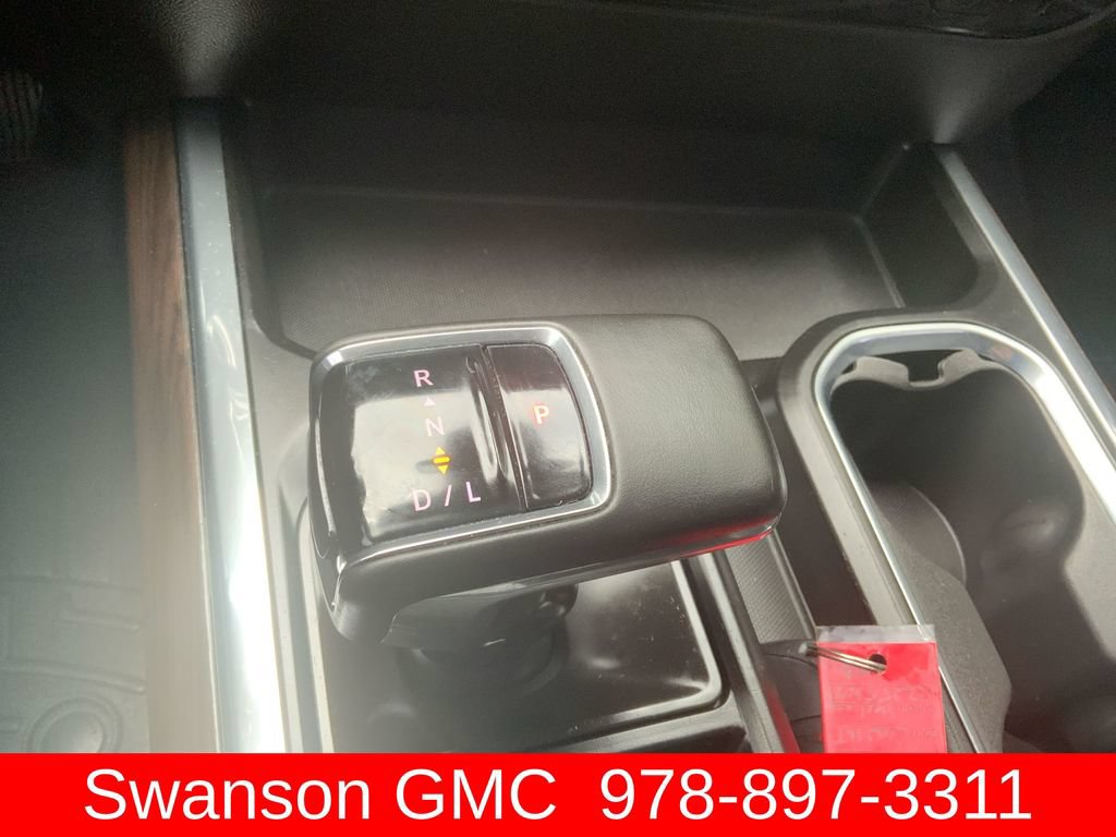Certified 2024 GMC Sierra 1500 SLT w/ SLT Premium Plus Package AWD/4WD image 17