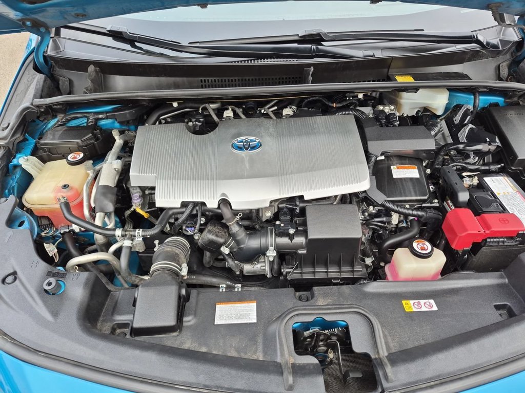 Used 2017 Toyota Prius Prime Advanced w/ Carpet Mat Package FWD image 29