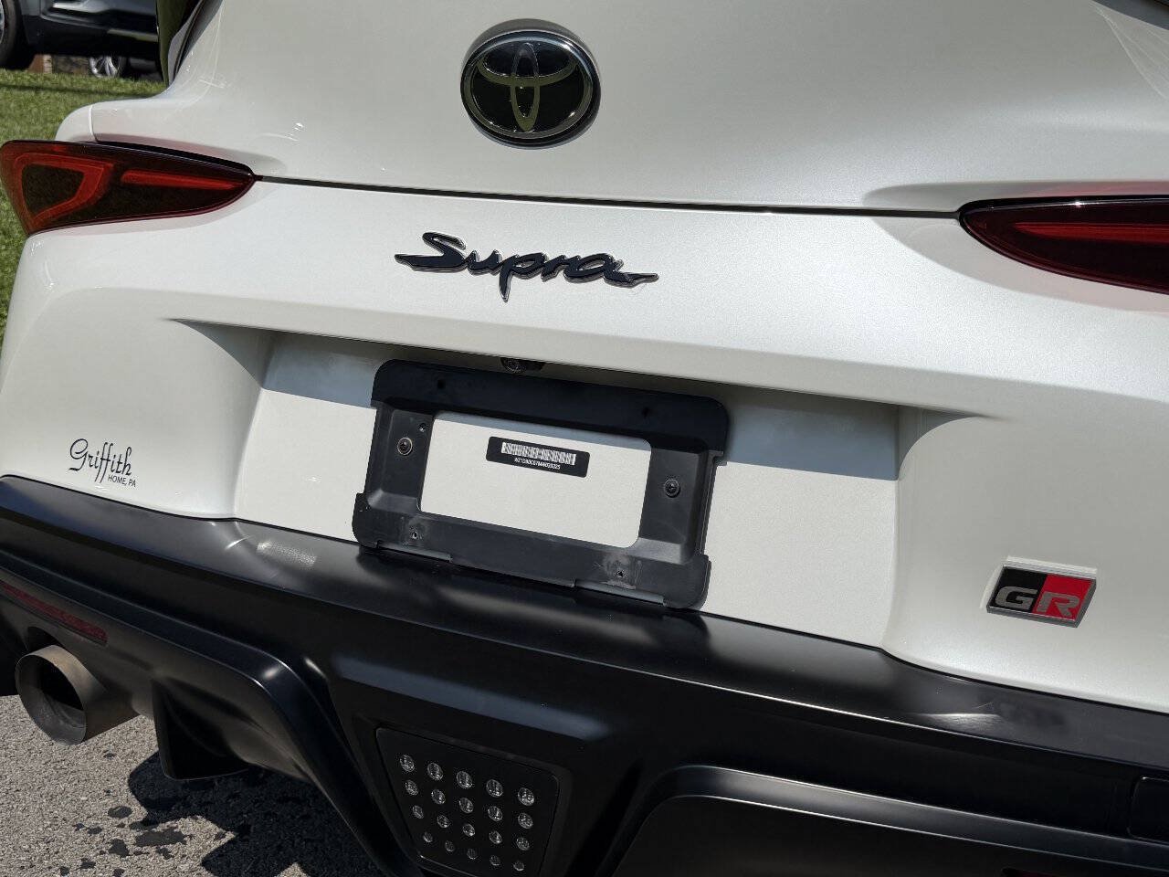Used 2021 Toyota Supra RWD image 13