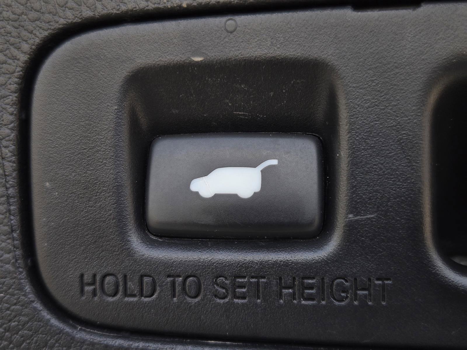Used 2018 Honda CR-V EX-L image 16