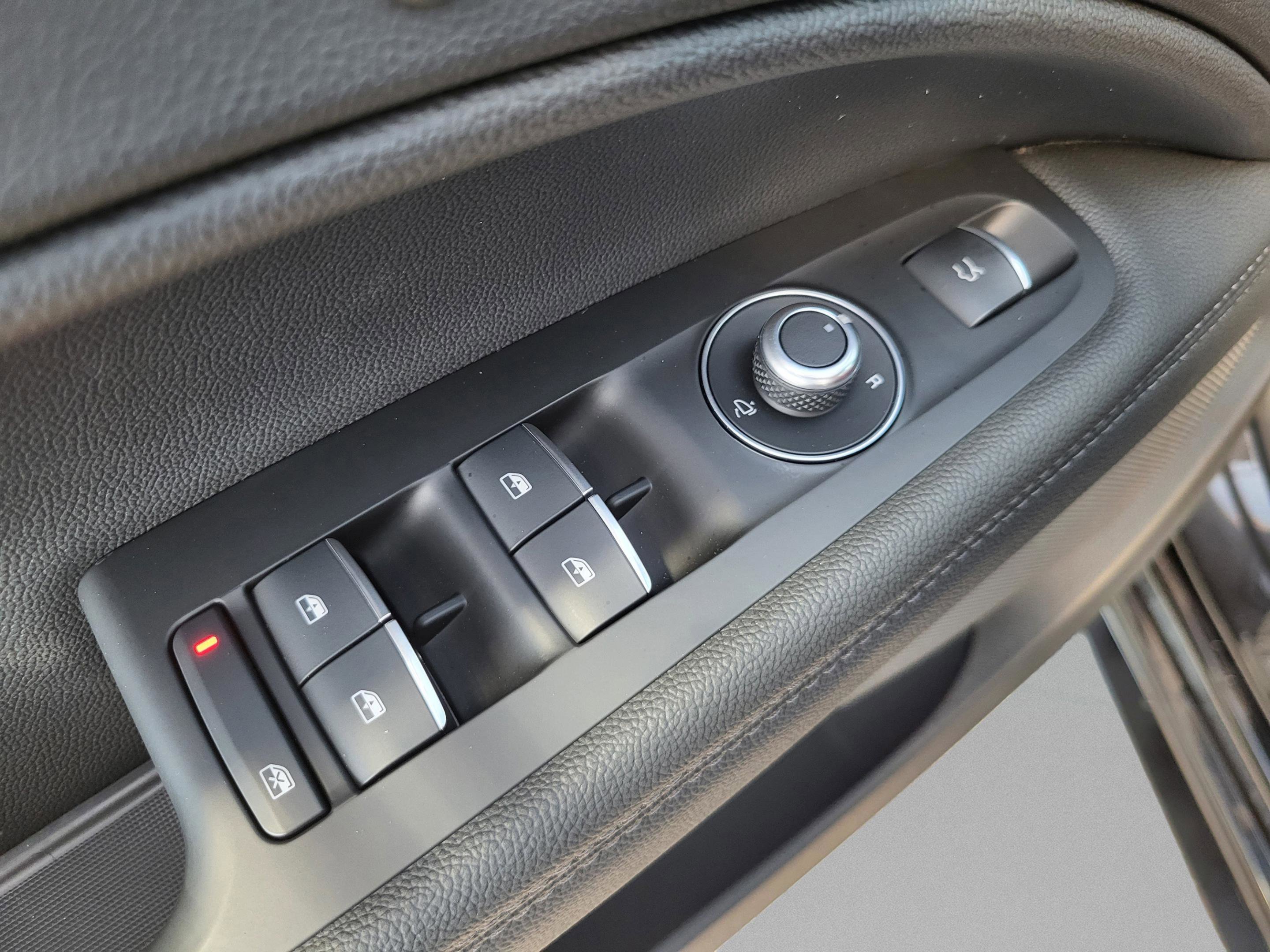 New 2026 Alfa Romeo Stelvio Sprint AWD/4WD image 29