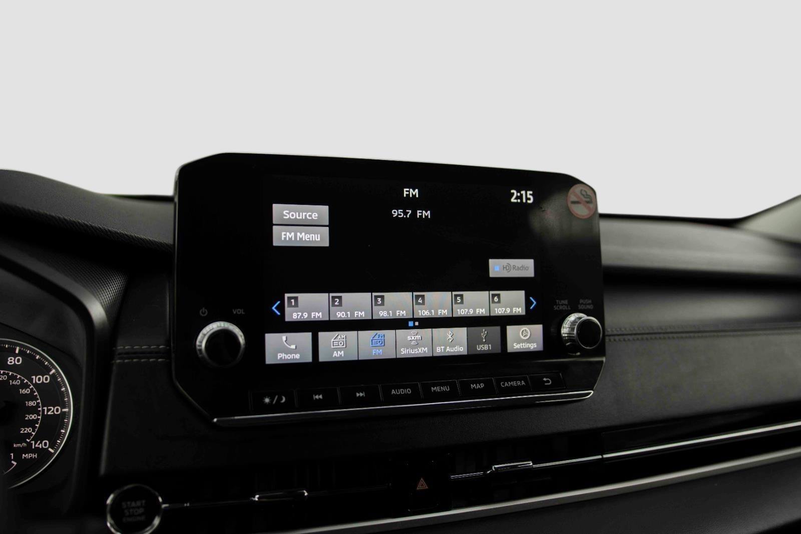 Used 2024 Mitsubishi Outlander SE image 8