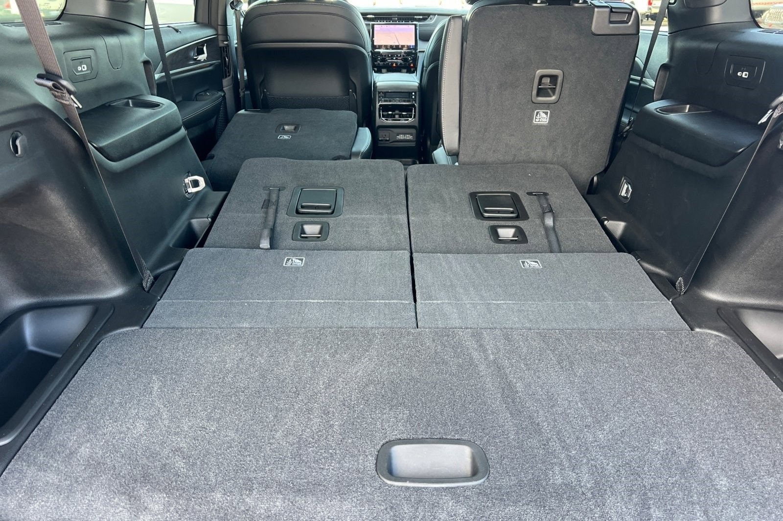 New 2025 Jeep Grand Cherokee L Limited w/ Luxury Tech Group II image 16