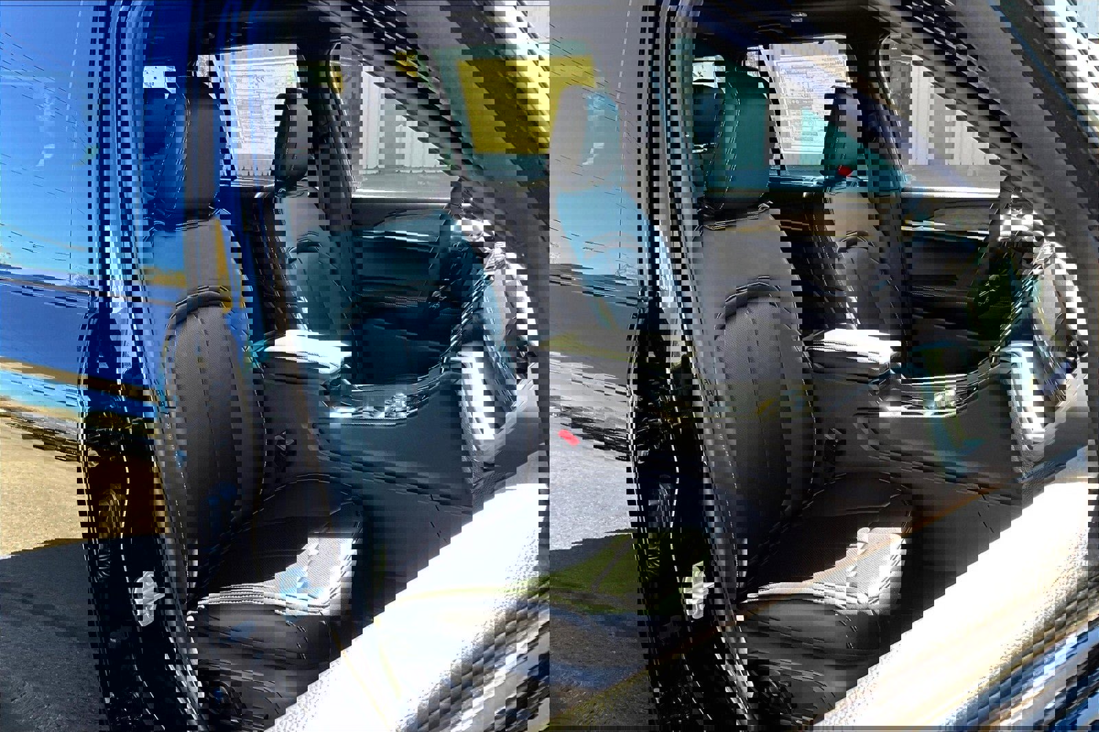 New 2025 Jeep Grand Cherokee Limited image 8