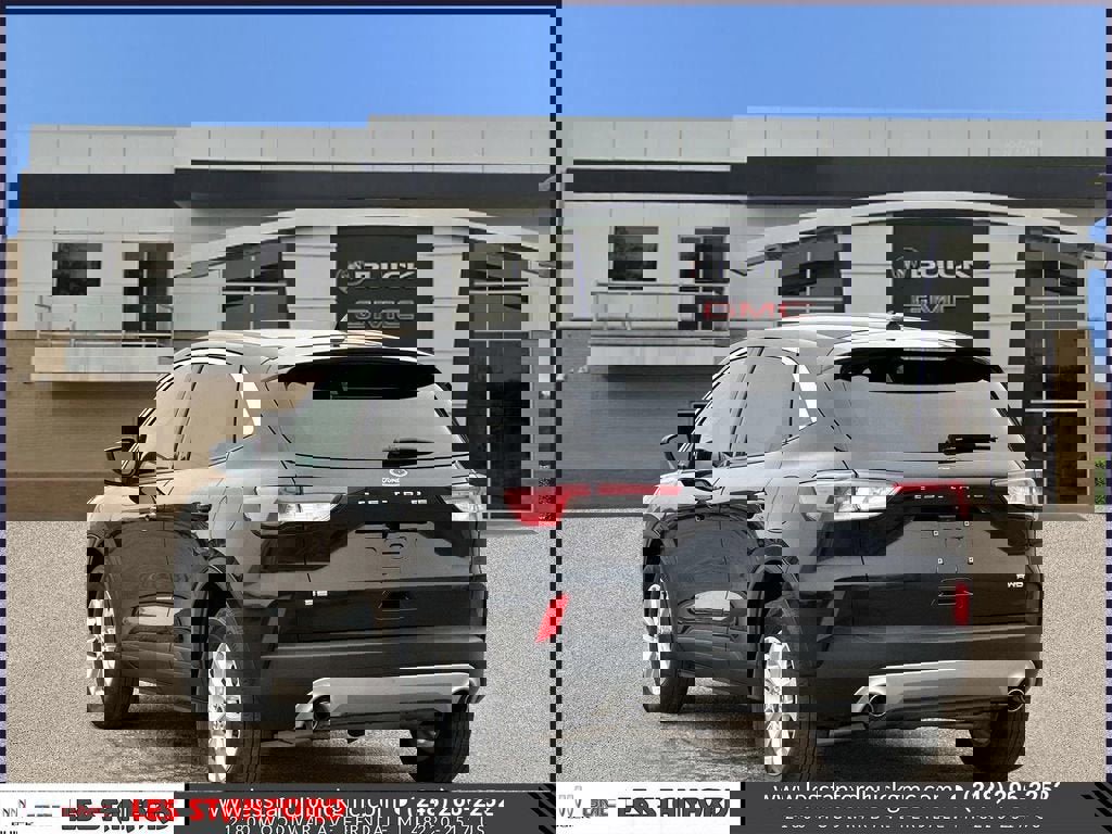 Used 2022 Ford Escape SE image 4