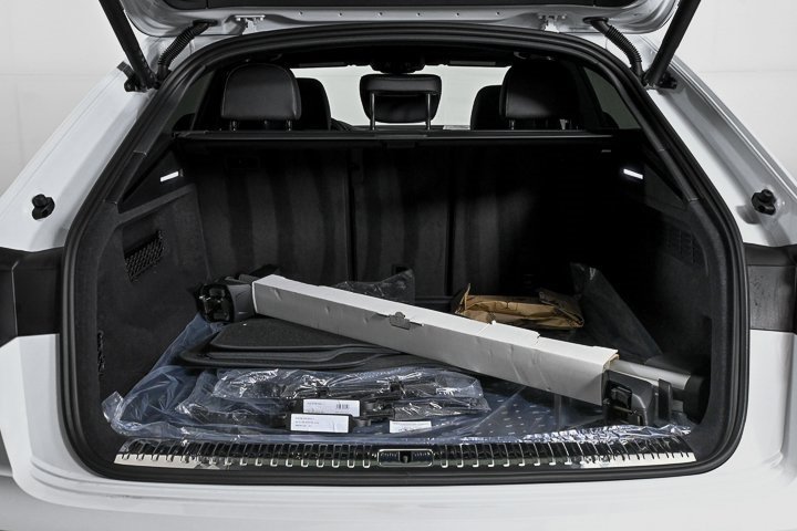 New 2025 Audi Q8 Premium image 24