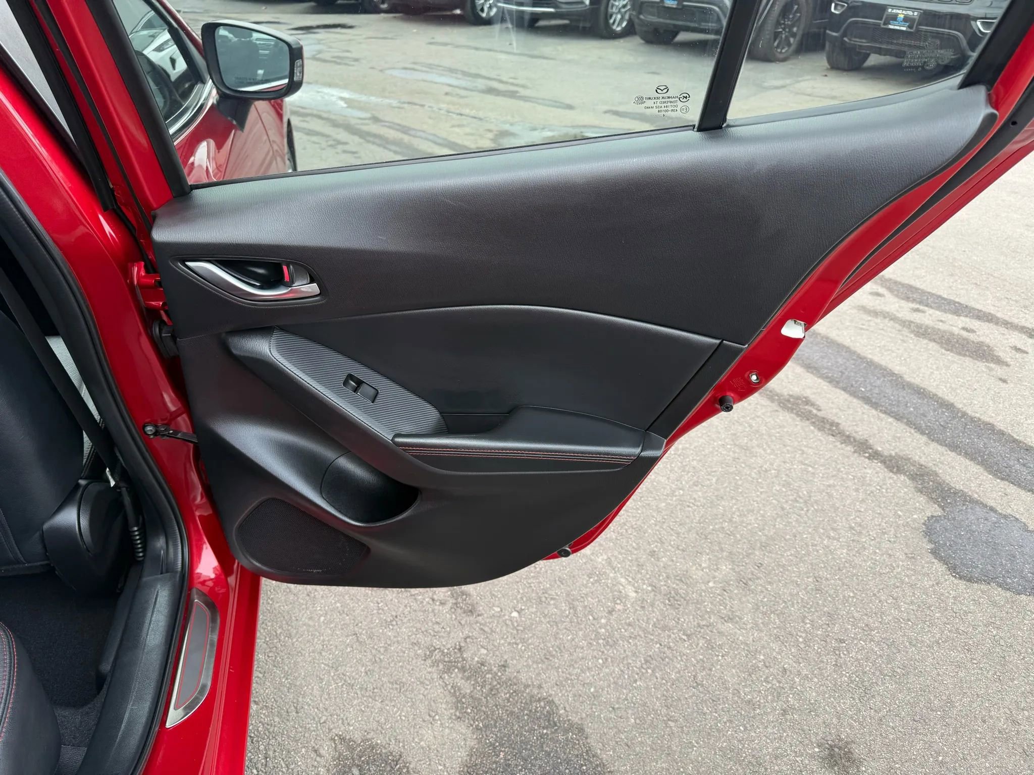 Used 2015 MAZDA MAZDA3 s Grand Touring image 31