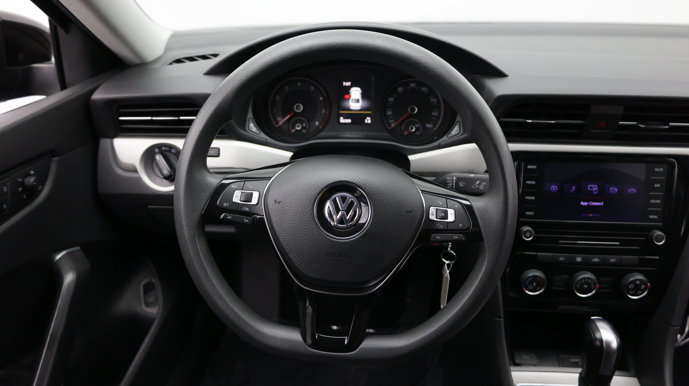 Used 2020 Volkswagen Passat 2.0T S FWD image 23