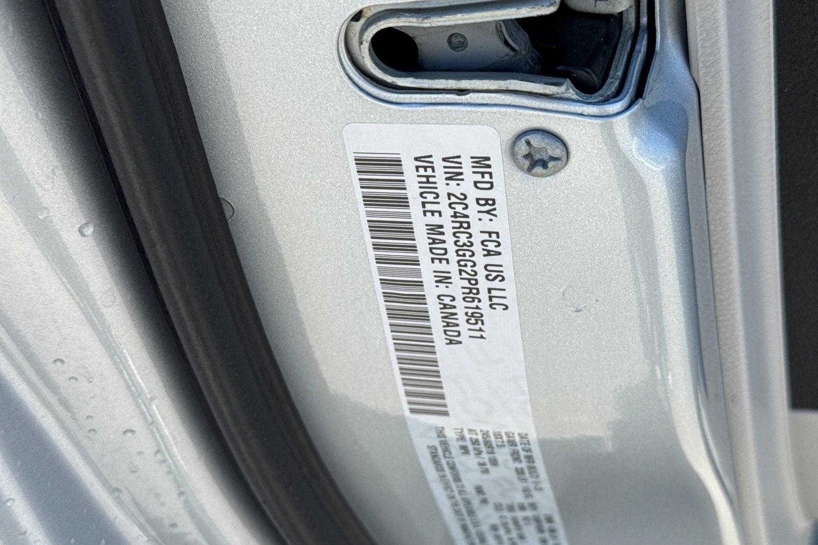 Used 2023 Chrysler Pacifica Limited w/ Uconnect Theater Family Group AWD/4WD image 37