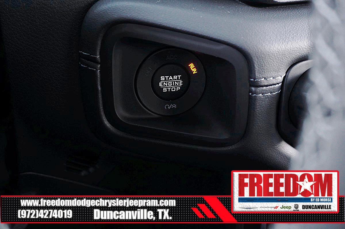 Certified 2025 Jeep Gladiator Rubicon w/ Convenience Group AWD/4WD image 34