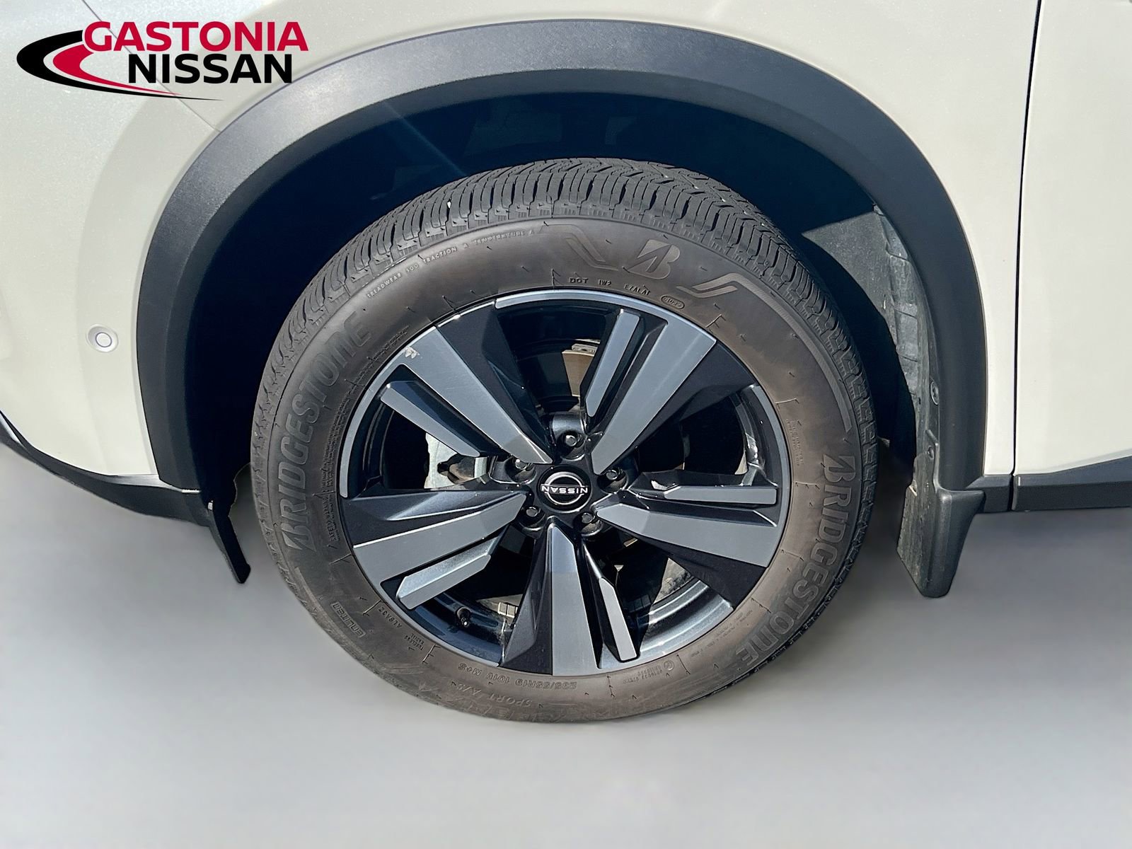 Used 2023 Nissan Rogue SL w/ SL Premium Package image 41