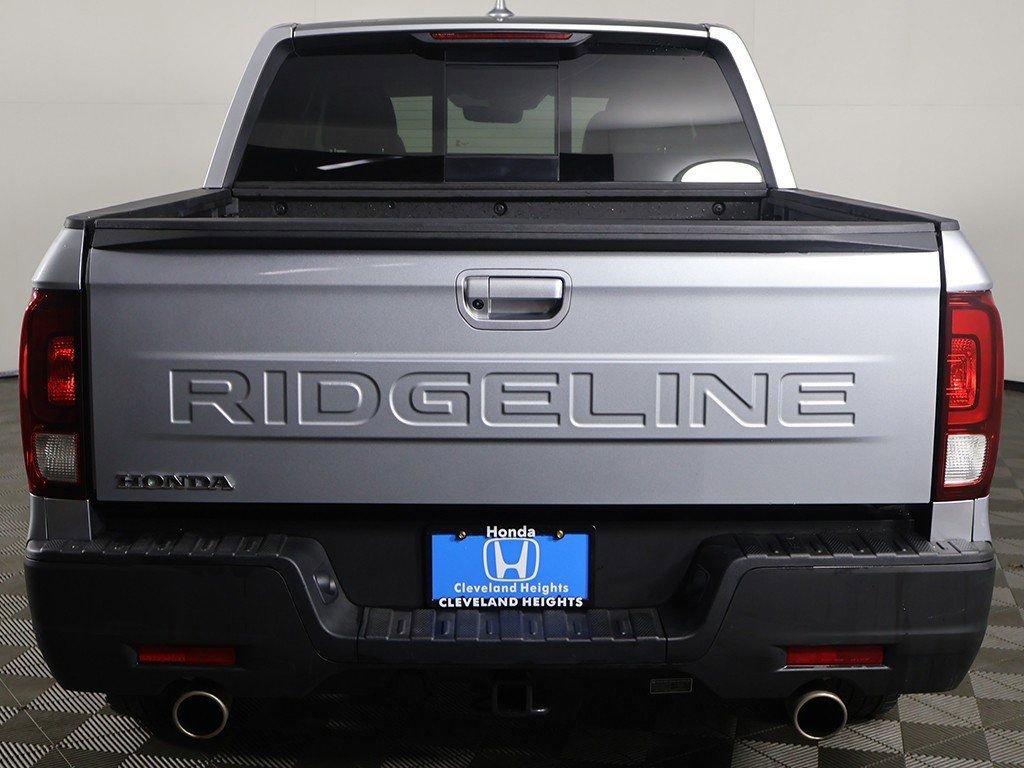 Used 2025 Honda Ridgeline RTL image 13