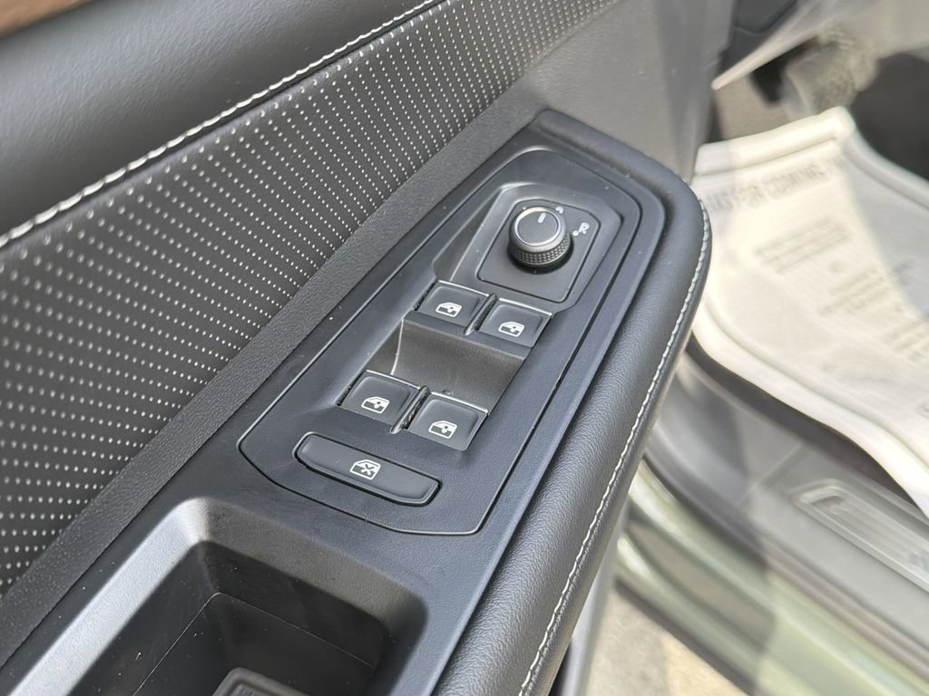 New 2026 Volkswagen Atlas SE image 27