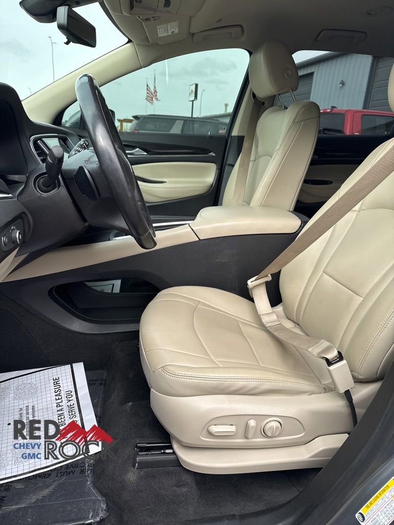 Used 2019 Buick Enclave Essence w/ LPO, Touring Package AWD/4WD image 9