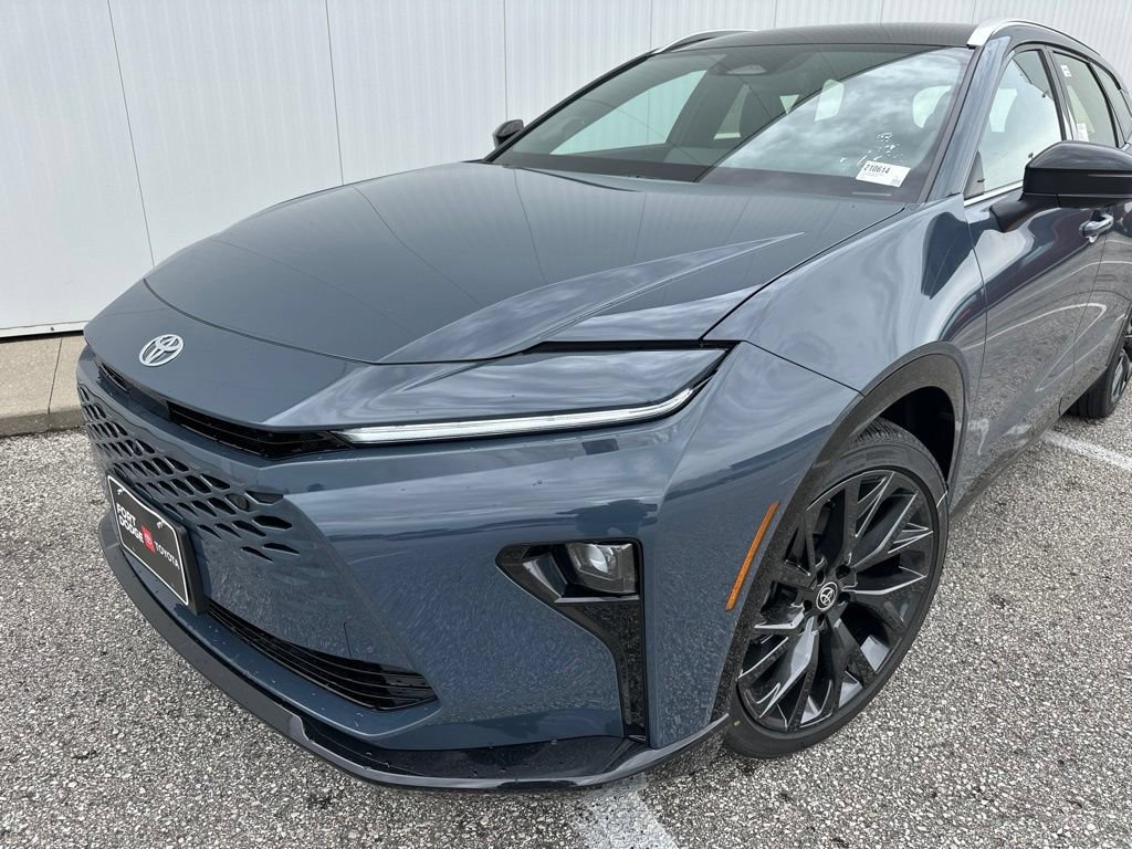 New 2026 Toyota Crown Signia w/ Advanced Technology Package AWD/4WD image 2