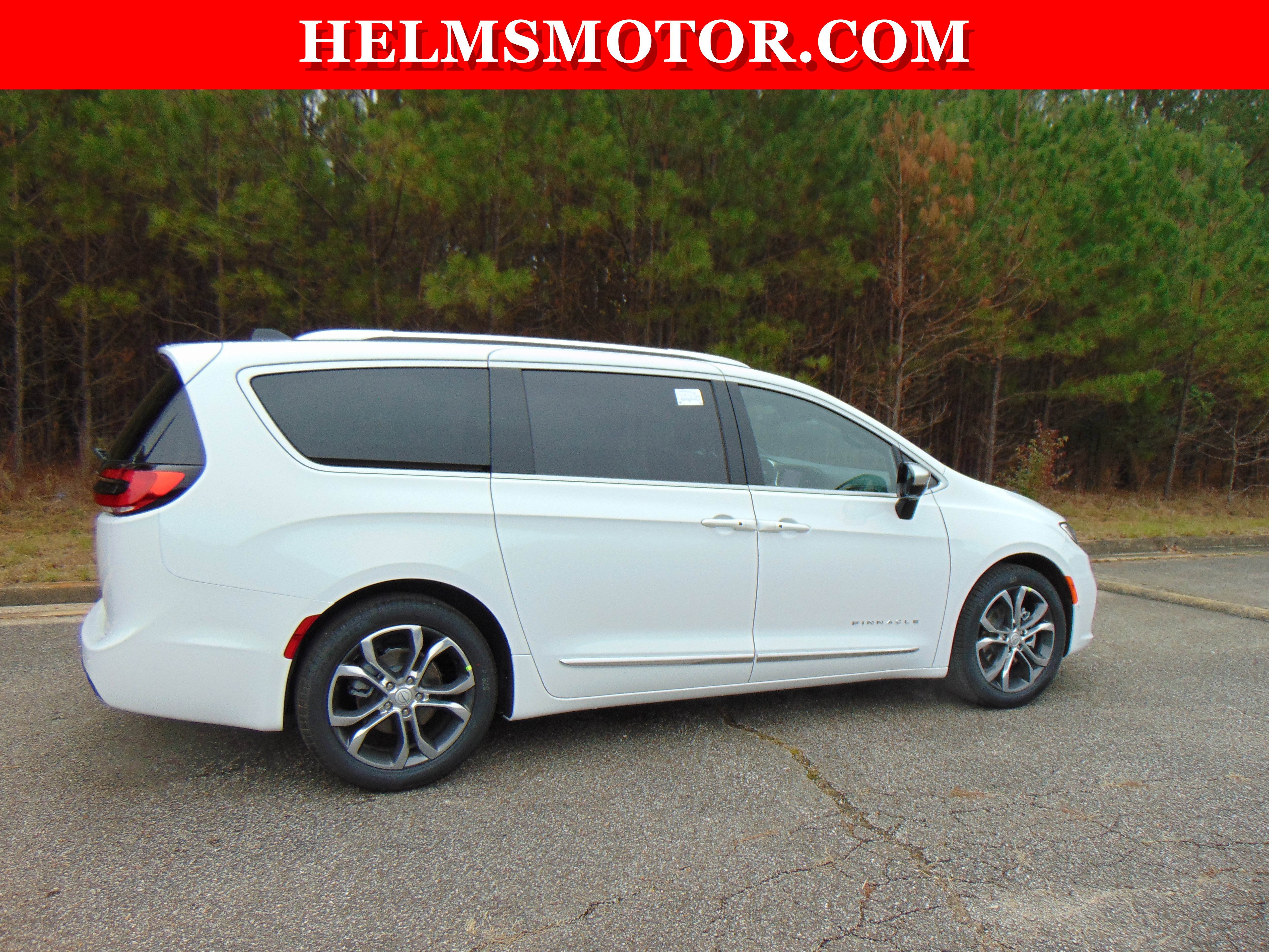 New 2026 Chrysler Pacifica Pinnacle image 17