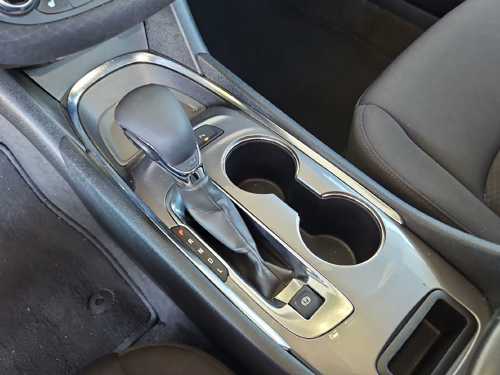 Used 2025 Chevrolet Malibu LT FWD image 19