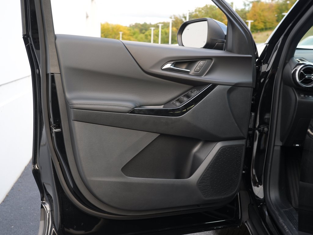 New 2027 Chevrolet Equinox LT AWD/4WD image 10