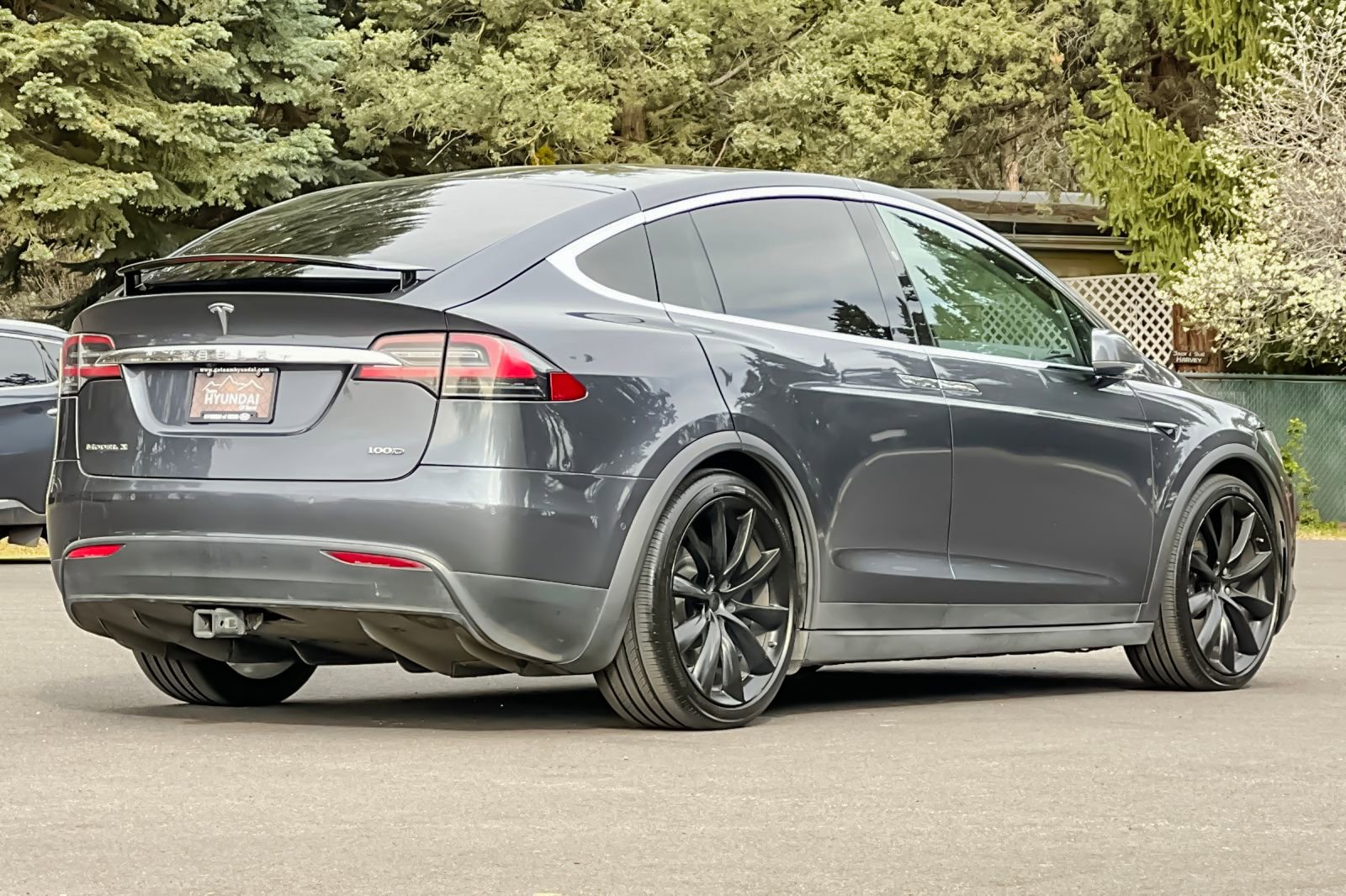 Used 2018 Tesla Model X 100D image 4