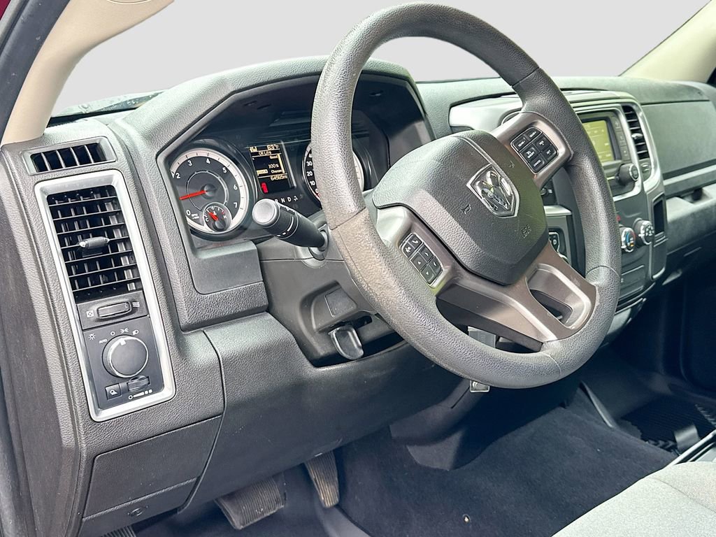 Used 2022 RAM 1500 Classic SLT RWD image 20