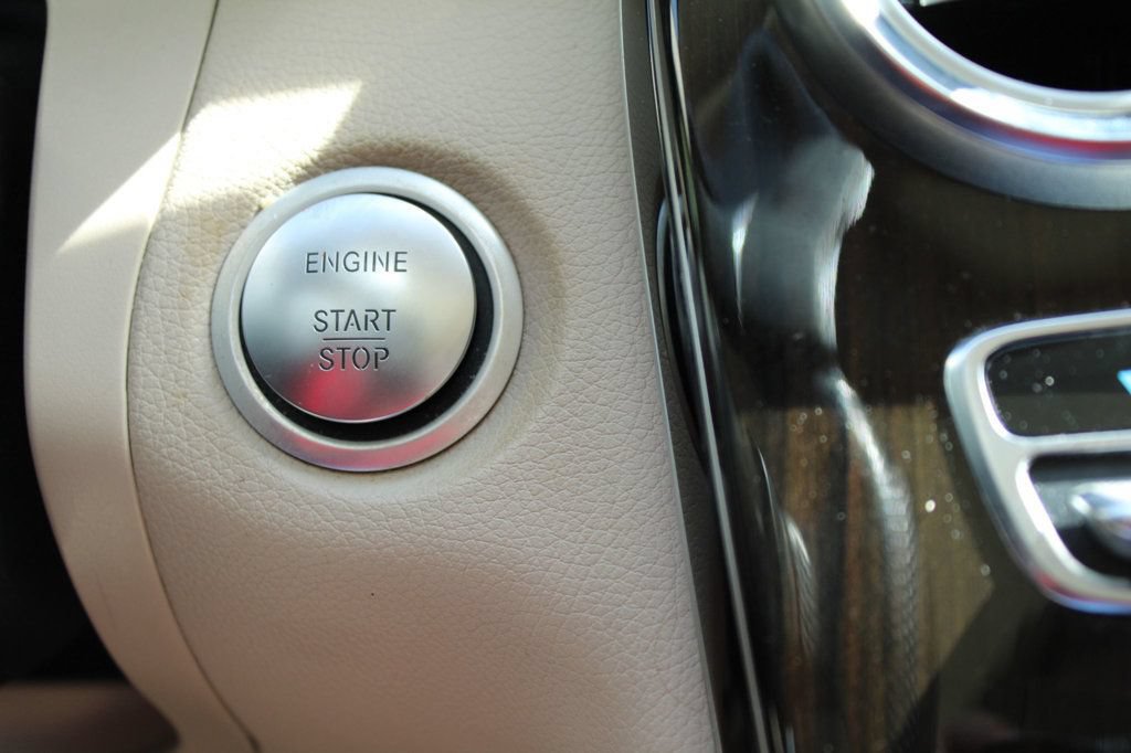 Used 2018 Mercedes-Benz GLC 300 4MATIC image 27