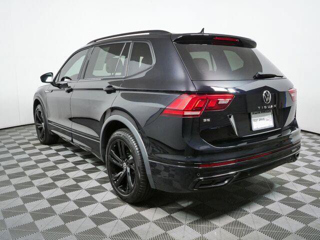 Used 2024 Volkswagen Tiguan SE R-Line FWD image 21