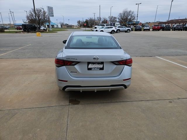 Used 2023 Nissan Sentra SV image 6