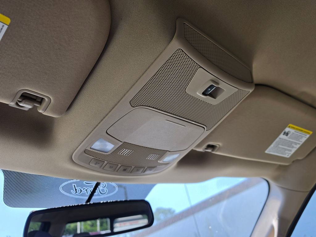 Used 2015 Ford F150 XLT w/ Equipment Group 302A Luxury image 9