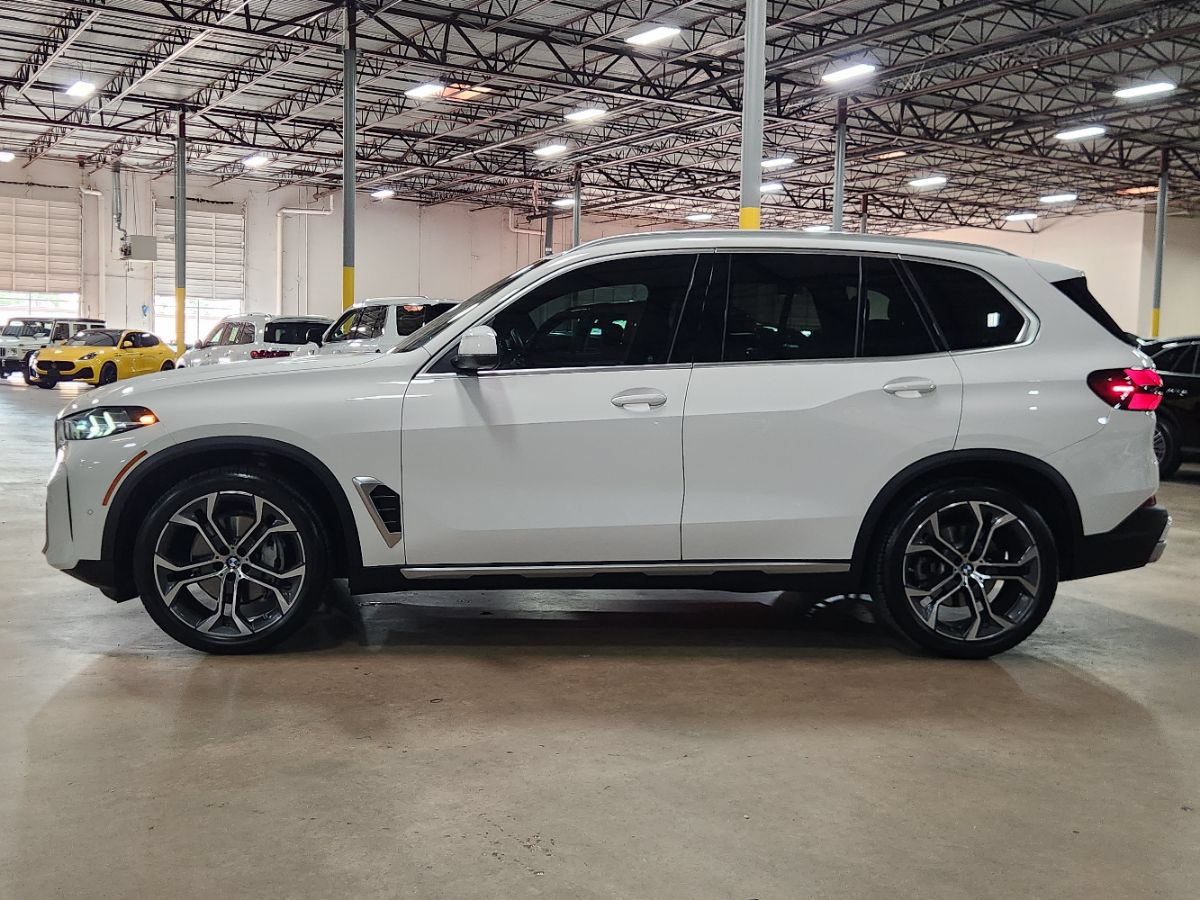 Used 2024 BMW X5 sDrive40i w/ Parking Assistance Package RWD image 6