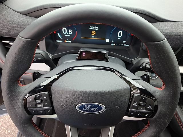 Used 2025 Ford Explorer ST image 23