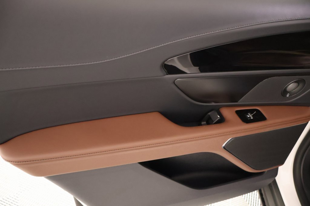 New 2026 Lincoln Nautilus Reserve image 17