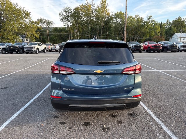 Used 2024 Chevrolet Equinox LT AWD/4WD image 8