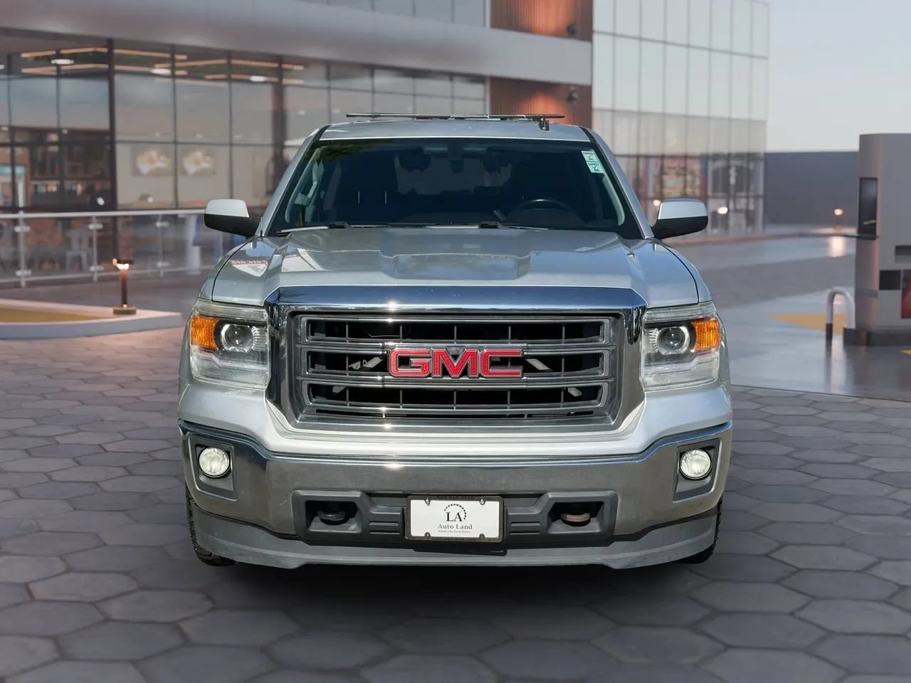Used 2014 GMC Sierra 1500 SLE w/ SLE Value Package AWD/4WD image 9