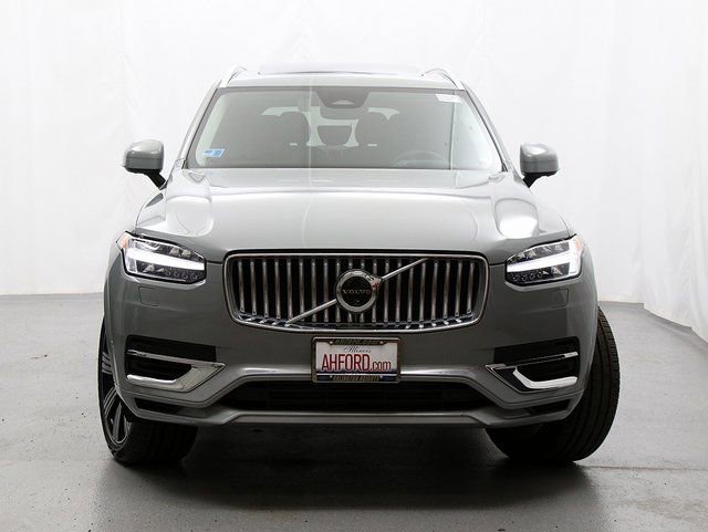 Used 2024 Volvo XC90 T8 Ultimate w/ Protection Package Premier image 5