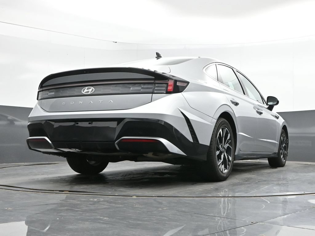 Used 2025 Hyundai Sonata SEL FWD image 38
