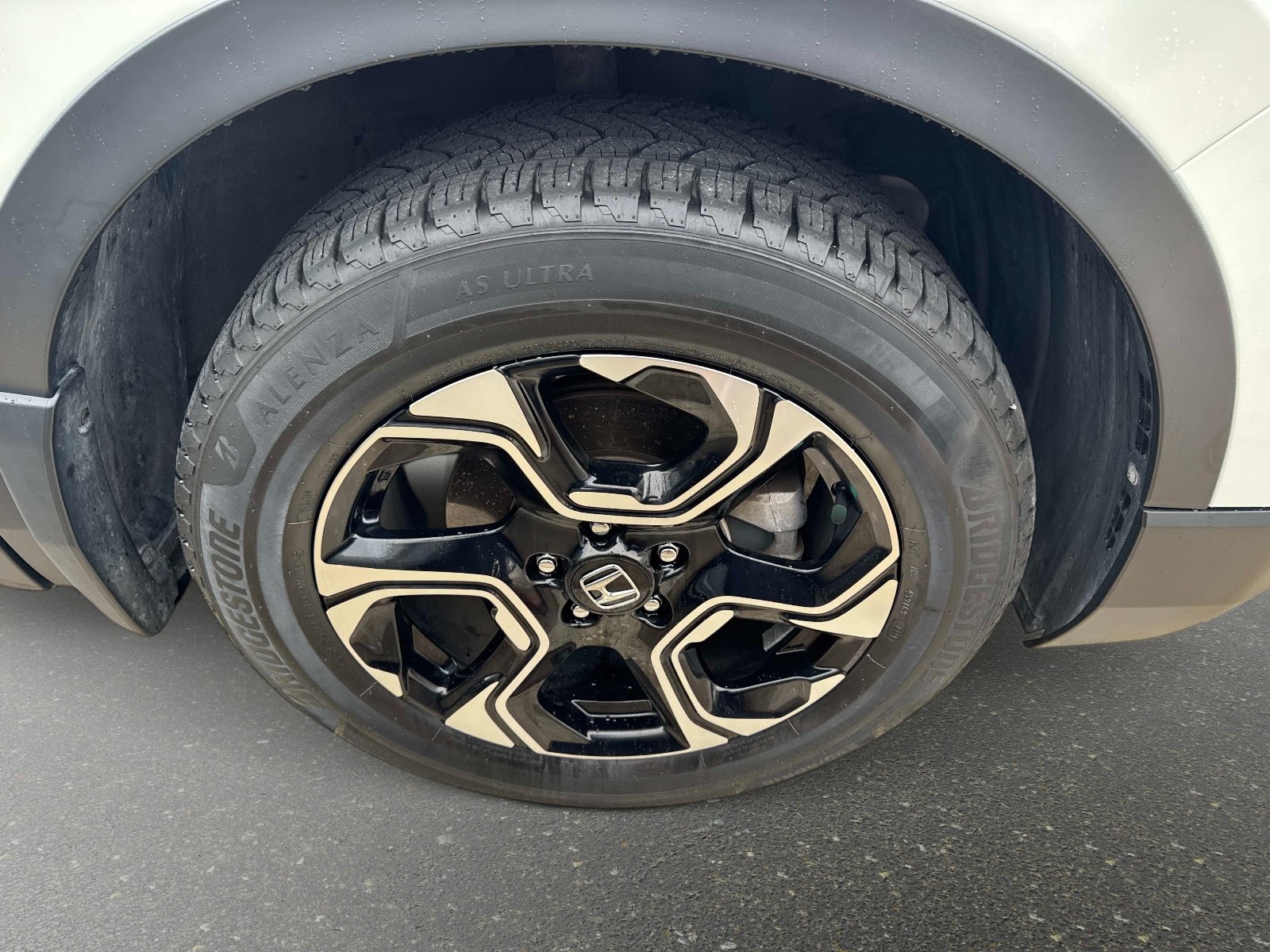 Used 2017 Honda CR-V Touring image 3