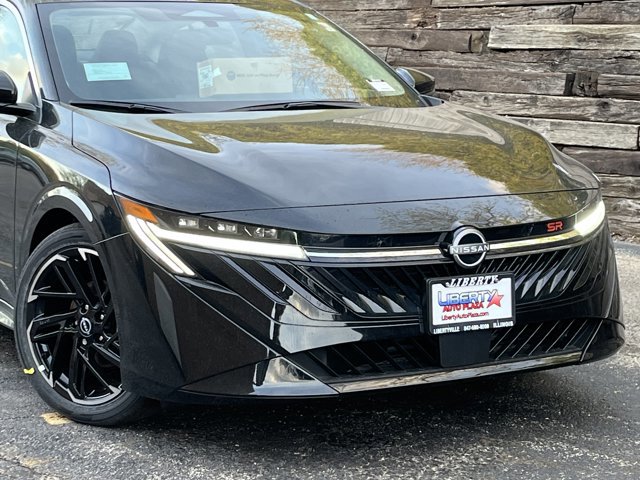 New 2026 Nissan Sentra SR w/ Floor Mat Package FWD image 5