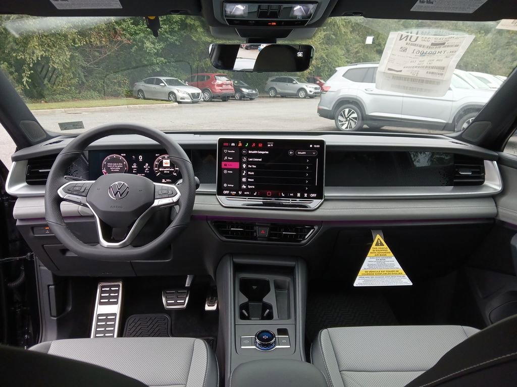 New 2026 Volkswagen Tiguan SE R-Line image 12