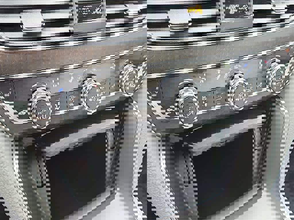 Used 2019 Honda Accord EX image 13