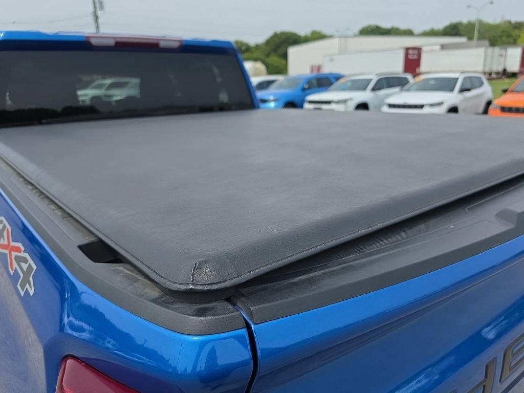 Used 2022 Chevrolet Silverado 1500 RST AWD/4WD image 17
