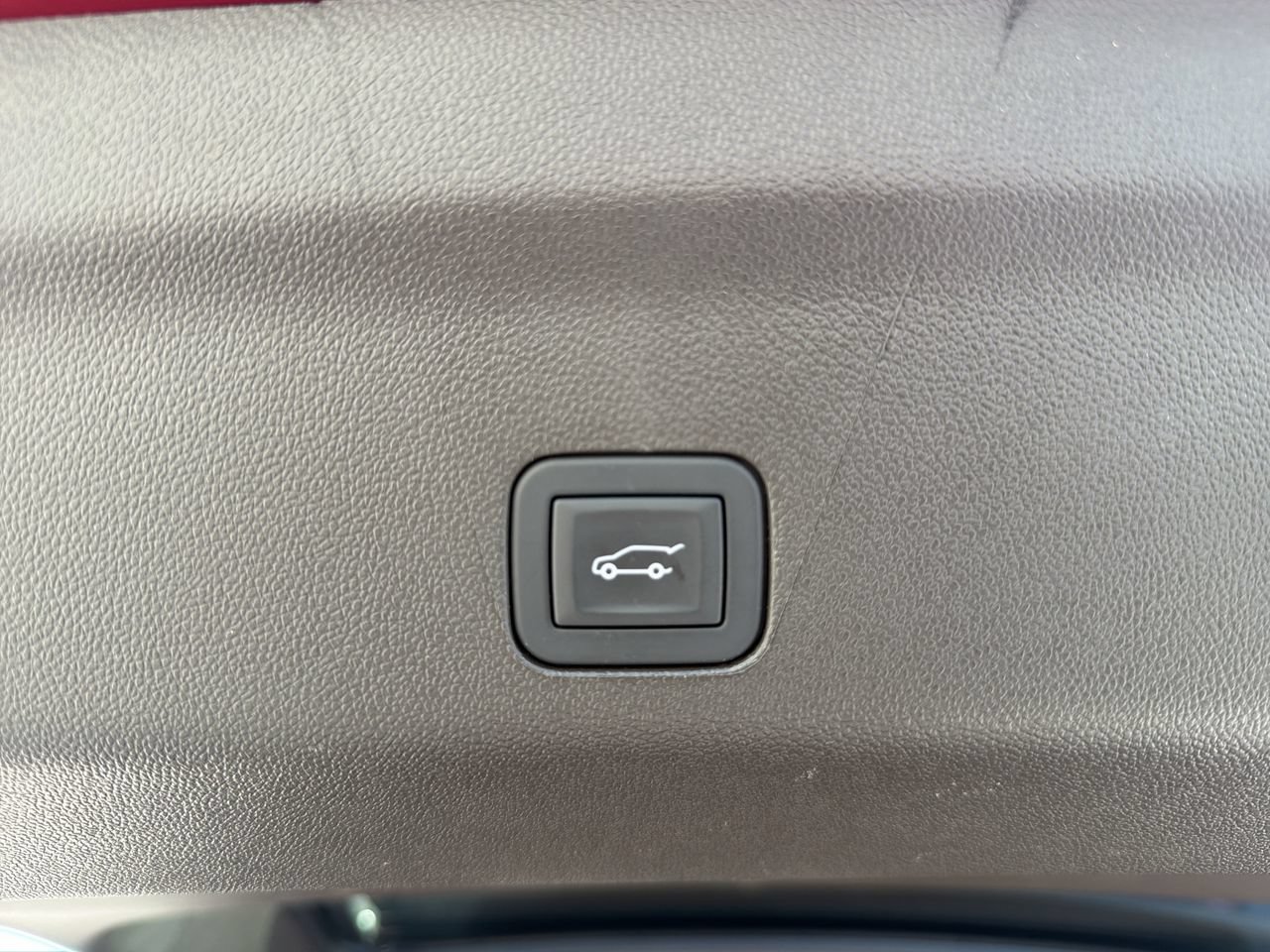 Used 2026 GMC Yukon Elevation AWD/4WD image 33