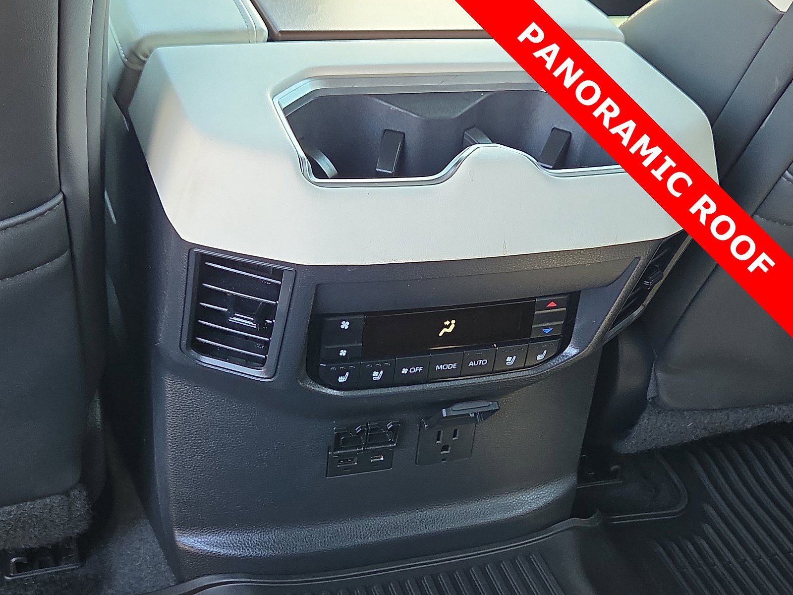 Used 2024 Toyota Sequoia Capstone AWD/4WD image 12