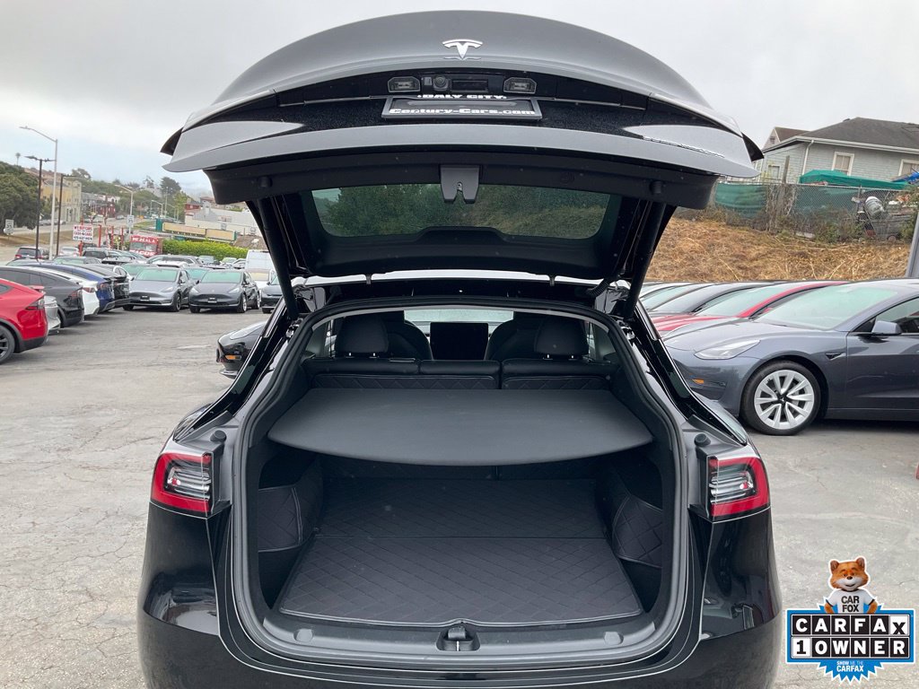 Used 2023 Tesla Model Y Long Range AWD/4WD image 11