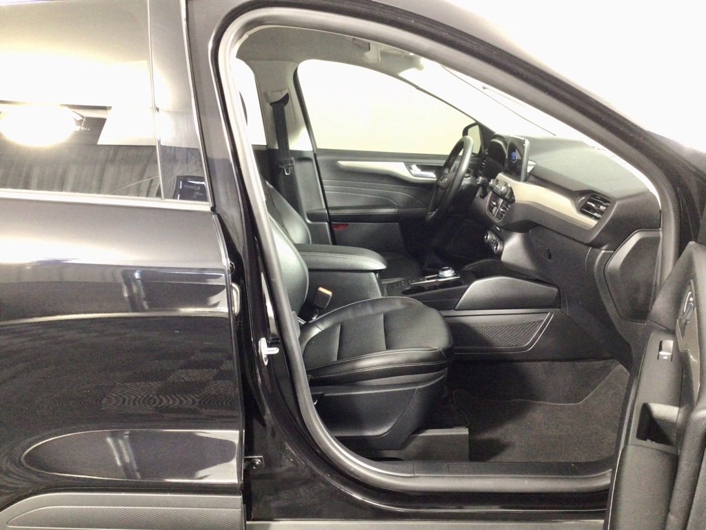 Used 2022 Ford Escape SEL w/ Technology Package image 35